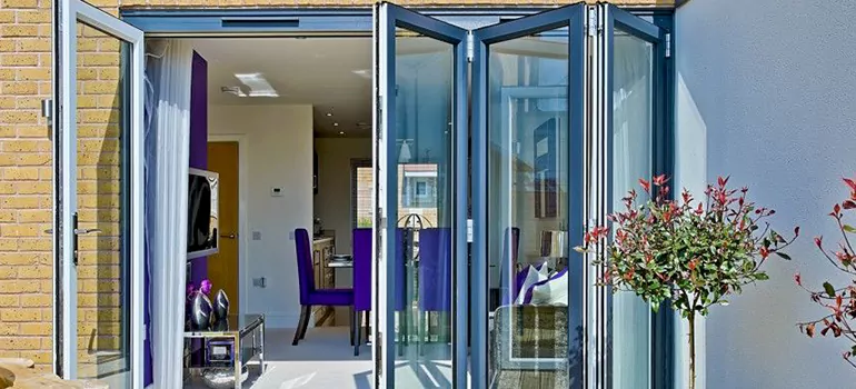 Commercial Door Glass Repair in Wright, FL